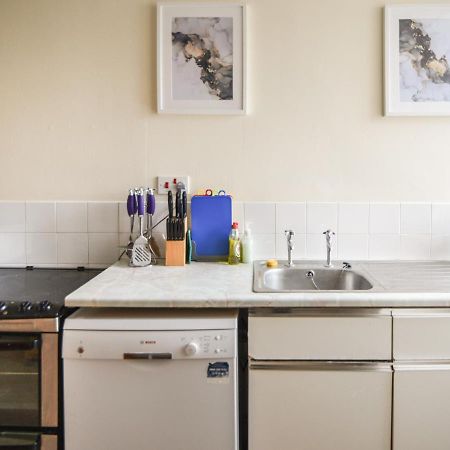 Апартаменты Flat 3, St Agnes House Лайм-Реджис Экстерьер фото