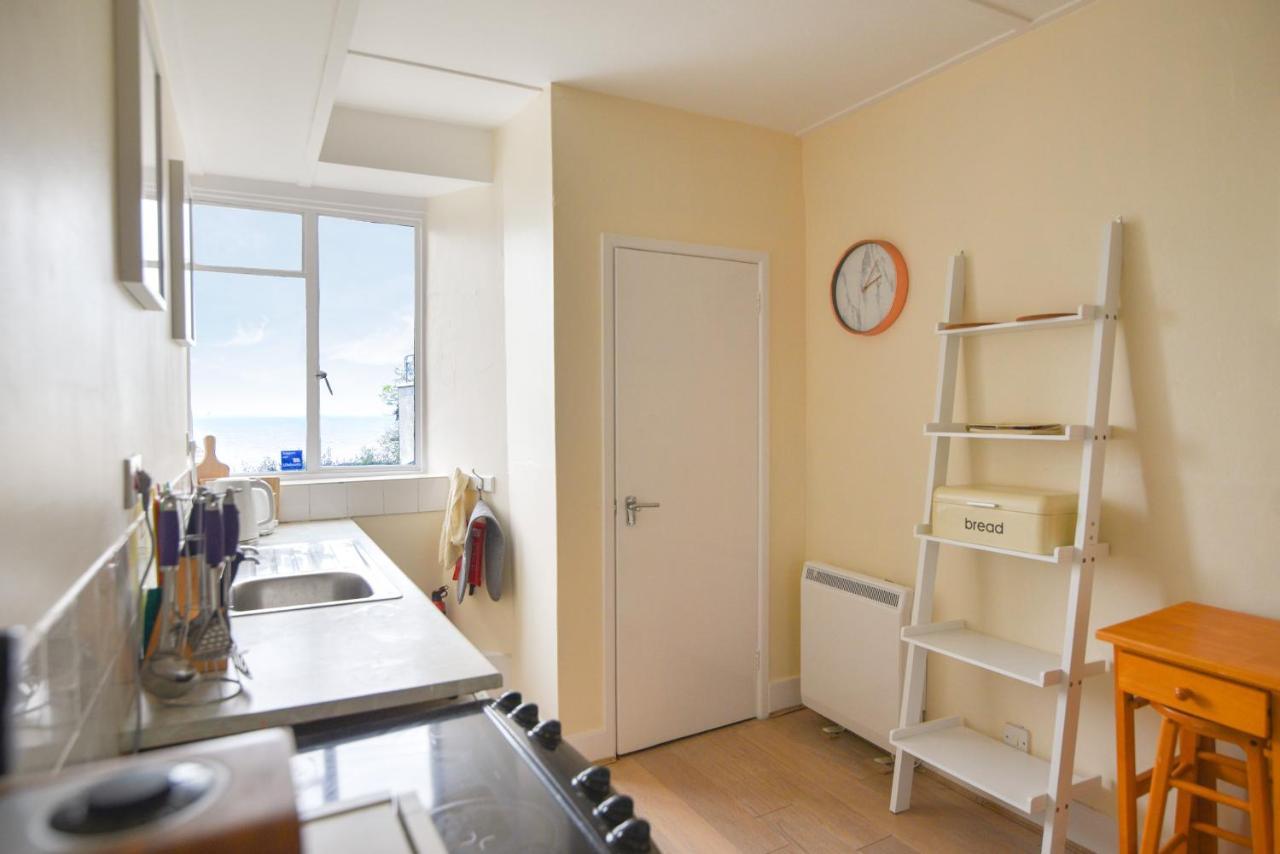 Апартаменты Flat 3, St Agnes House Лайм-Реджис Экстерьер фото